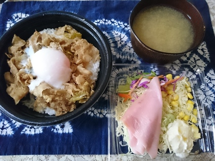 2/25夜勤明け 伝説のすた丼弁当+サッポロ 麦とホップ ザ・ゴールド@サークルkサンクス_b0042308_1293512.jpg