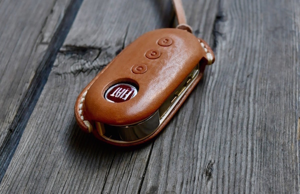 fiat 500 leather key cover_b0172633_2024540.jpg