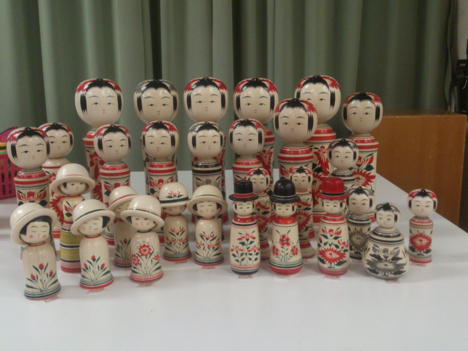 京都コトコトこけし博2016 津軽こけし館持込作品のご案内その壱_e0318040_15121090.jpg