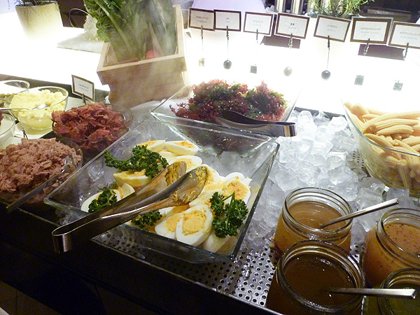 ヒルトン東京 マーブルラウンジ_c0152767_2244392.jpg