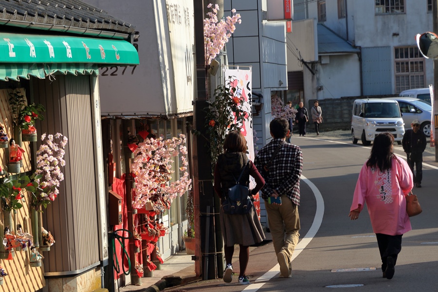 びっくりポンの「くままちひな祭り」_a0057905_11263633.jpg