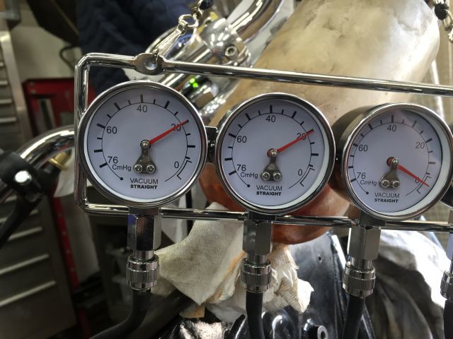 W650カスタム 秘蔵パーツトラブル発生_a0164918_18365249.jpg