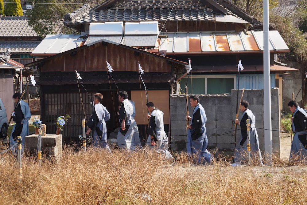 伊吹島とはこんなところ　百手祭_e0331722_2152117.jpg