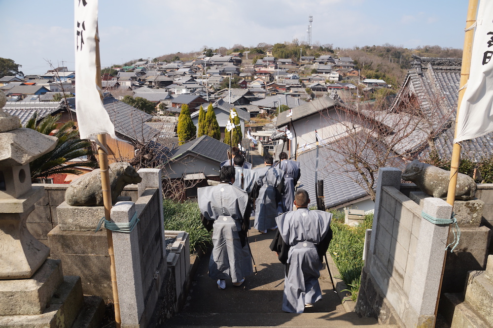 伊吹島とはこんなところ　百手祭_e0331722_2152529.jpg