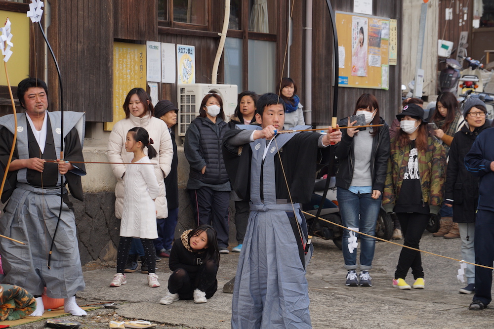 伊吹島とはこんなところ　百手祭_e0331722_2159211.jpg