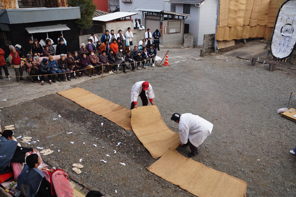 伊吹島とはこんなところ　百手祭_e0331722_22302.jpg