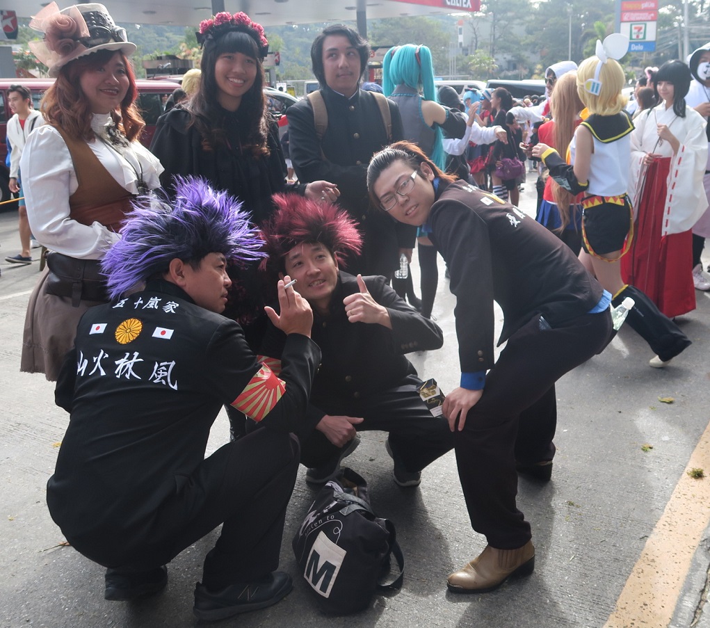 PANAGBENGA 2016 バギオ・フラワー・フェスティバル　－　コスプレ・パレード_a0109542_11532555.jpg