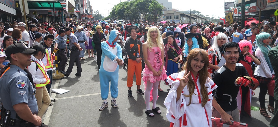 PANAGBENGA 2016 バギオ・フラワー・フェスティバル　－　コスプレ・パレード_a0109542_12205568.jpg