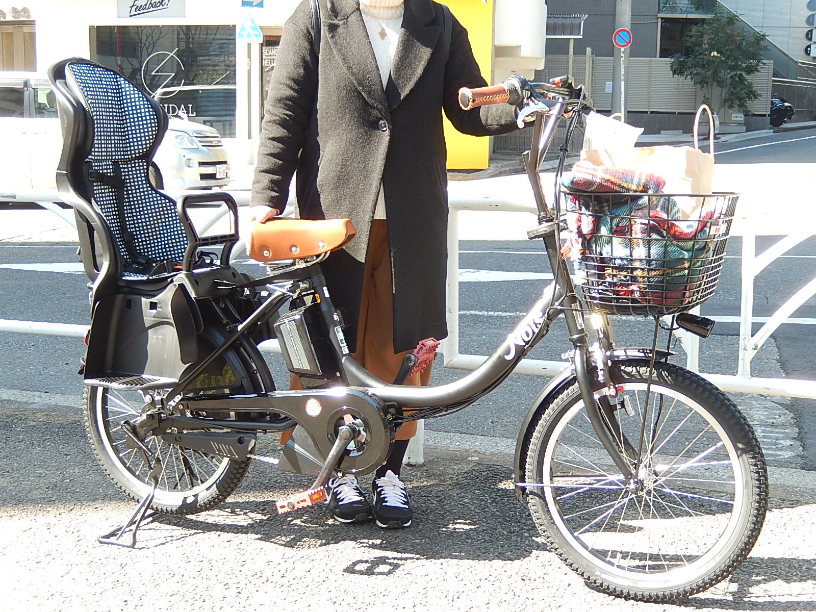 3月1日　渋谷　原宿　の自転車屋　FLAME bike前です_e0188759_18383073.jpg