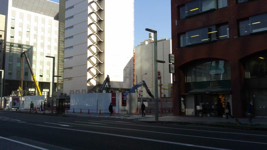 JPビル(お隣)工事。_d0062076_1341438.jpg
