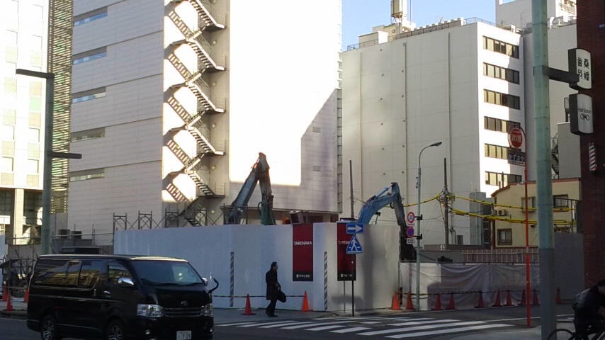 JPビル(お隣)工事。_d0062076_13434350.jpg