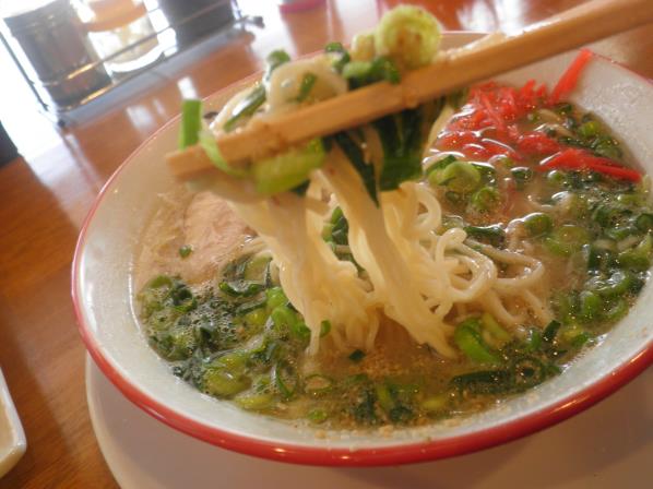 博多ラーメン　なかなかなかや　　　　池田市_c0118393_14274293.jpg