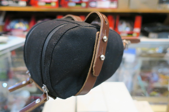 BROOKS サドルバック 入荷!_c0132901_20364414.jpg