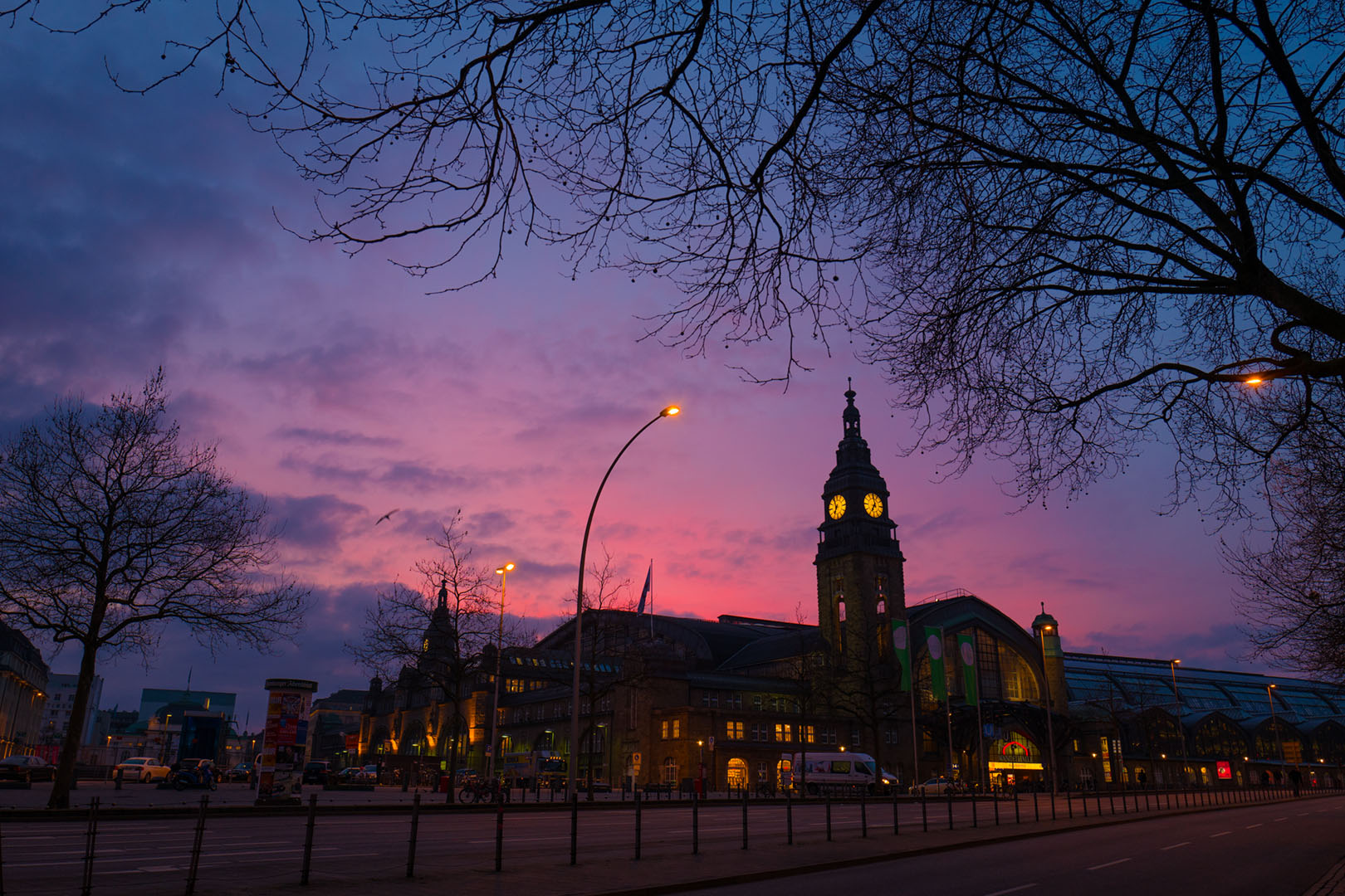 Hamburg Hauptbahnhof_b0038825_1321349.jpg