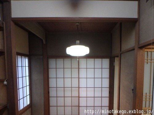 中古住宅だから照明はゆっくり_e0343145_20342162.jpg