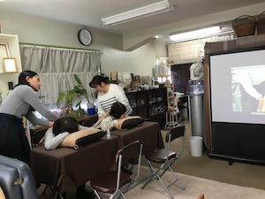 2016年度アロマハンドケアスタッフ勉強会_a0191183_1504324.jpg