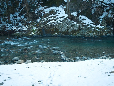 晴れて気温－1℃・・・・朽木小川・気象台より_c0044819_7575598.jpg