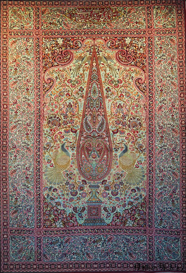 イラン絨毯博物館 ~ペルシアの旅(29) : 模糊の旅人 イラン絨毯博物館 ~ペルシアの旅(29) : 模糊の旅人