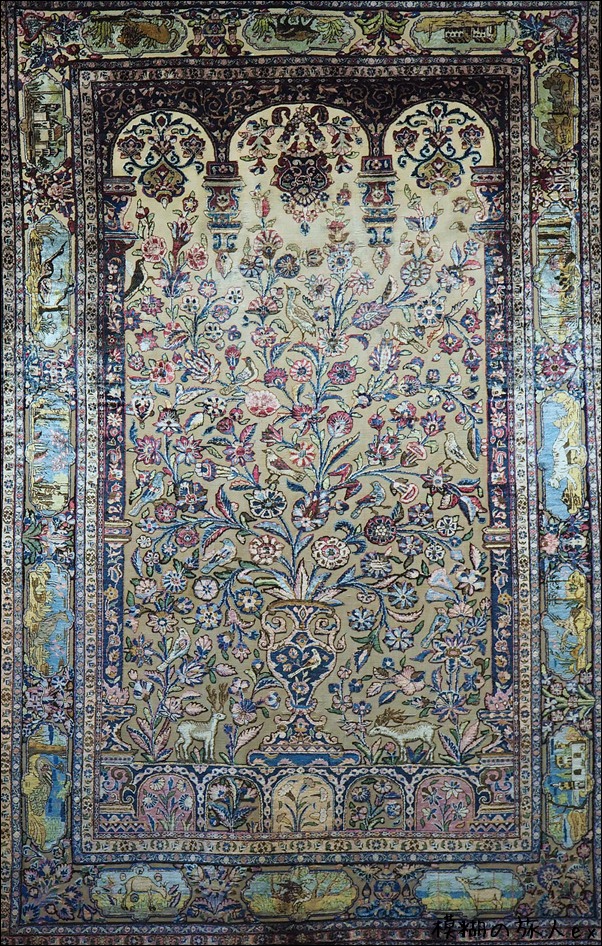 イラン絨毯博物館 ~ペルシアの旅(29) : 模糊の旅人 イラン絨毯博物館 ~ペルシアの旅(29) : 模糊の旅人