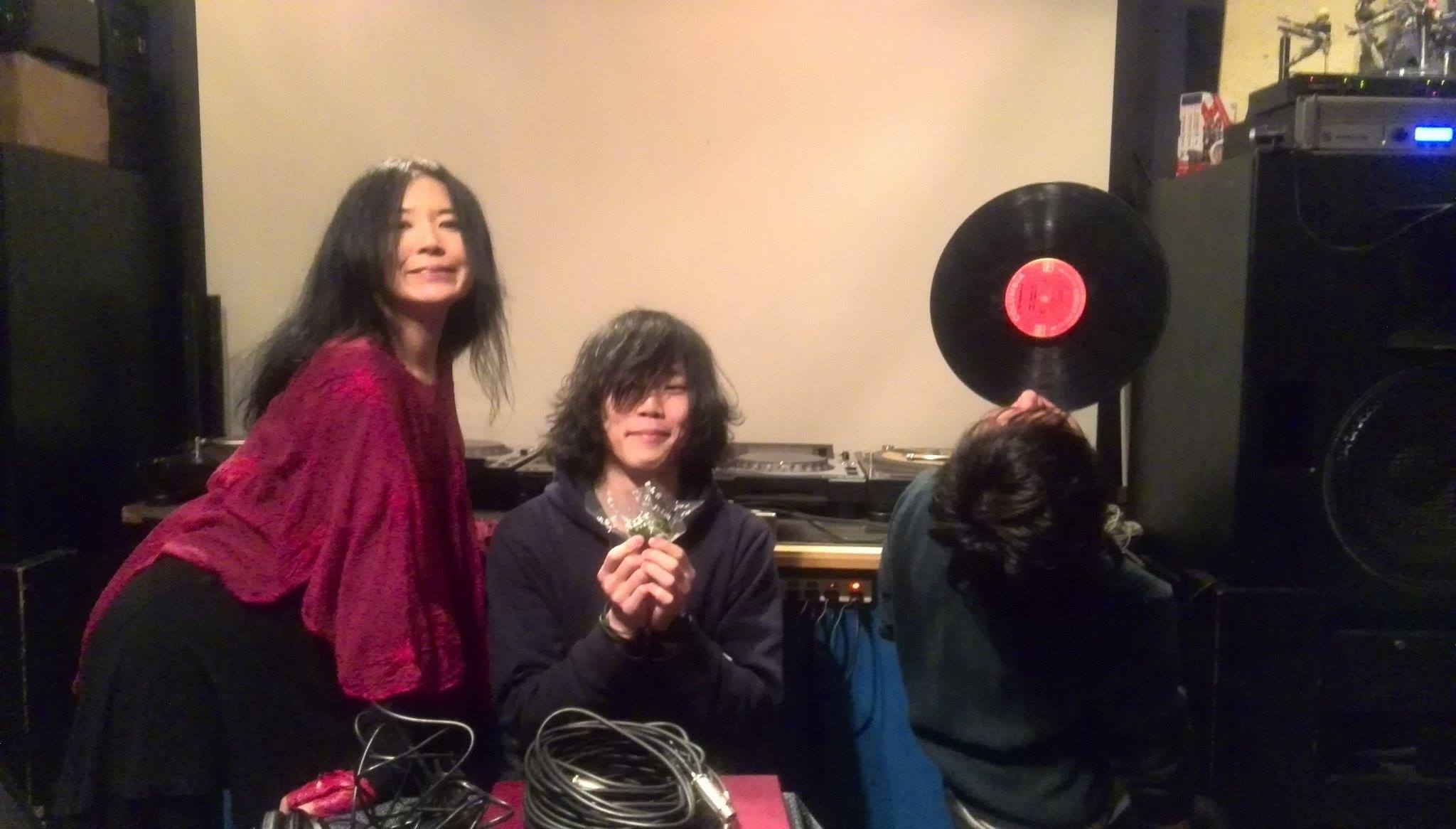 村田直哉(turntable)&蜂谷真紀ライブレコーディング終了_d0244370_02013012.jpg