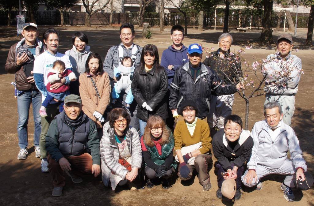 公園を愛す仲間たち ~福岡中央公園を愛し育てる会~_a0107574_20430132.jpg