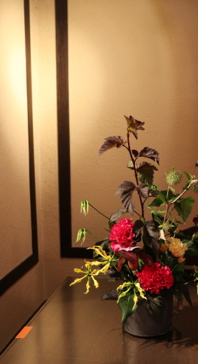 2016年前期 春の講座のご案内 ーF.L.ライトの建物で花を活ける 「Décoration Florale―デコラシオン フローラル【芸術文化】 水曜 19:00-20:30_c0128489_23323308.jpg