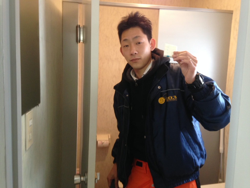 3月4日(金)★TOMMYアウトレット★O様モビリオご成約!!ローンサポート☆自社ローン☆_b0127002_1795785.jpg