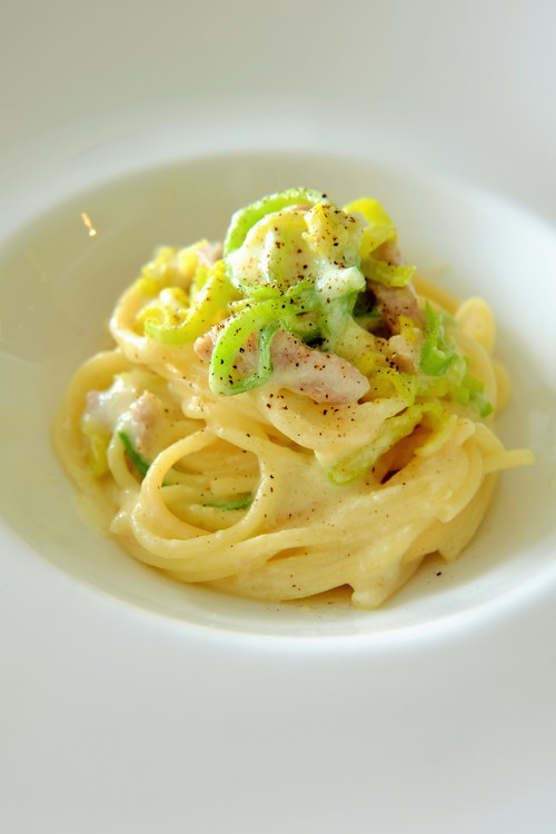 塩漬け豚とポワローのクリームパスタ Wine Salon H