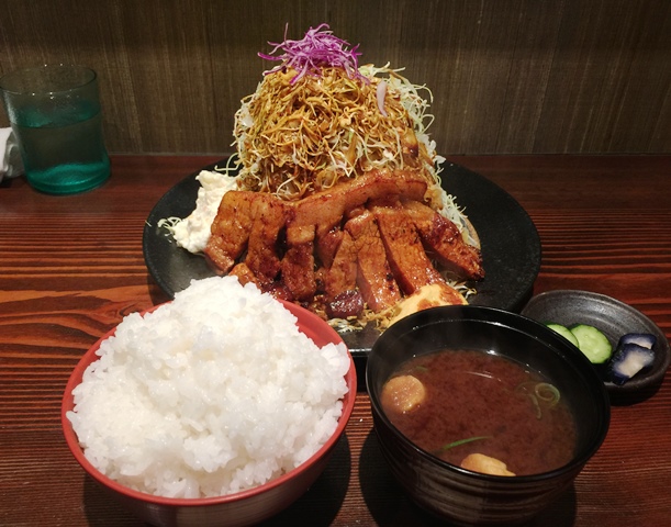隆座 たかくら マウンテンキャベツ とんてき 激ウマ 小ネタはココイチ 四日市市赤堀 楽食人 shin の遊食案内 隆座 たかくら マウンテンキャベツ とんてき 激ウマ 小ネタはココイチ 四日市市赤堀 楽食人 shin の遊食案内