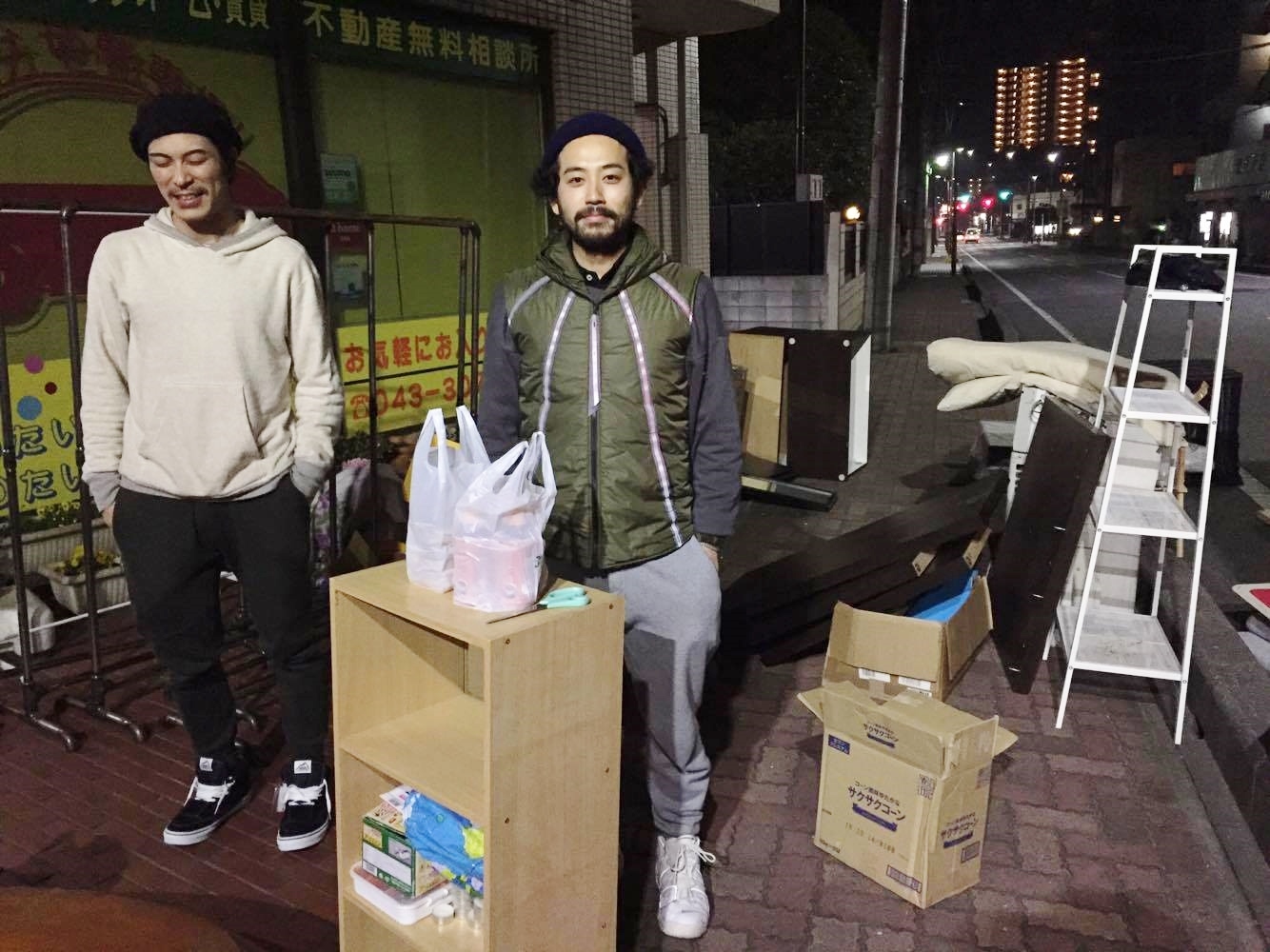 差し入れ、積み込み、見送り。_f0180307_21522779.jpg