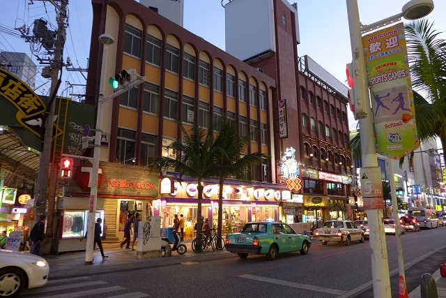 e0303726_1651628.jpg