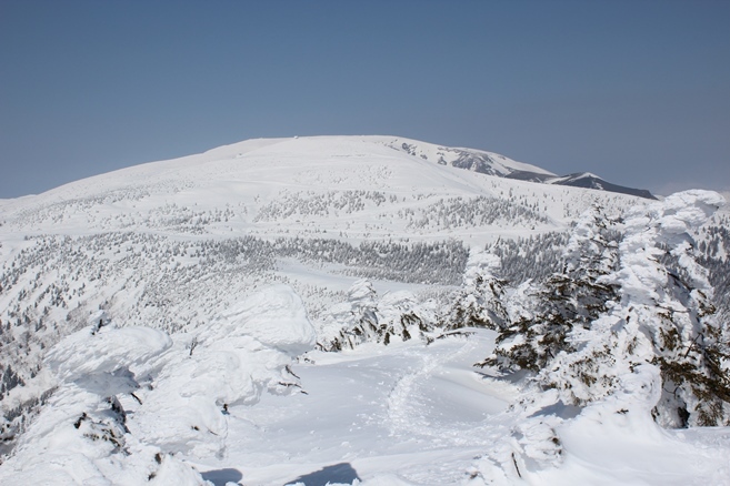 蔵王連峰　前山　快晴_e0239458_22222085.jpg