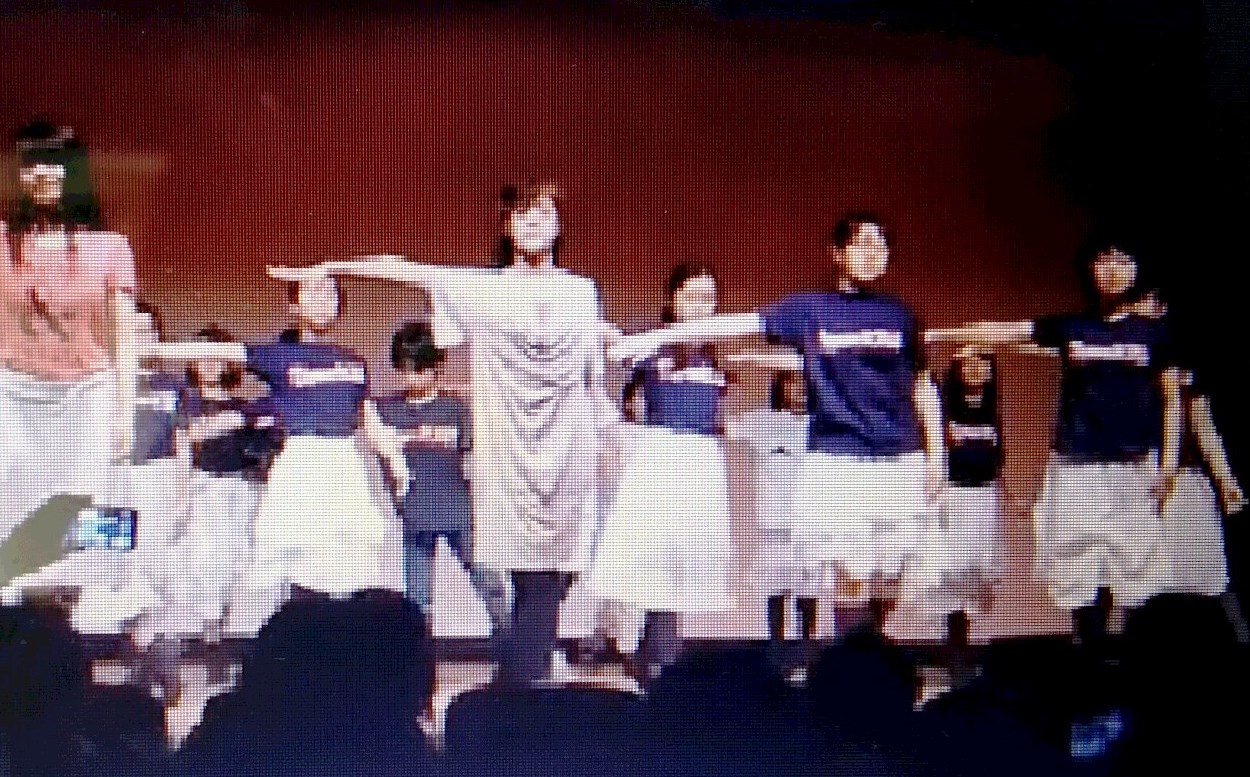 岡田美香さん主催の復興ライブ。_d0204305_15122114.jpg