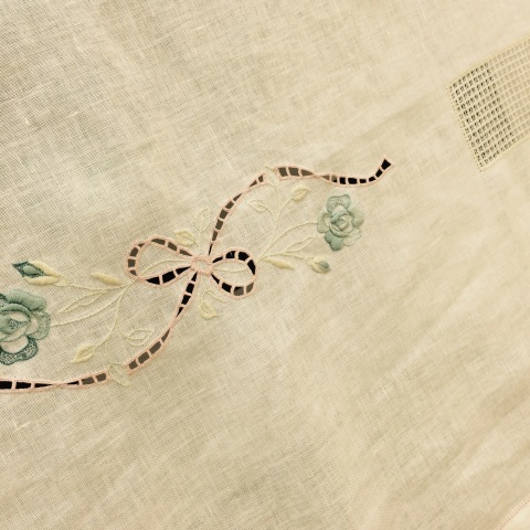 今西ゆき ヨーロピアン伝統刺繍教室展⑥_a0157409_20552655.jpg