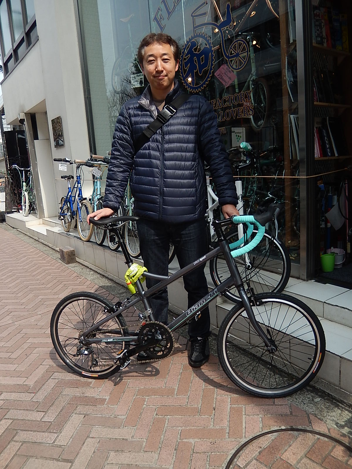 3月6日　渋谷　原宿　の自転車屋　FLAME bike前です_e0188759_1892161.jpg