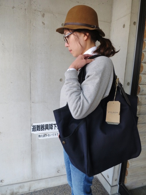 既に人気定番 ･･･ FELCO USA　Pocket CRUE SWEAT！★！_d0152280_7283648.jpg