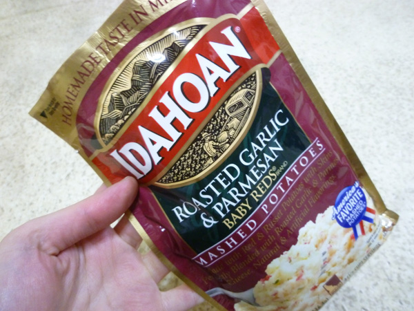 IDAHOAN Baby Reds® with Roasted Garlic and Parmesan Flavored Mashed Potatoes_c0152767_21354788.jpg