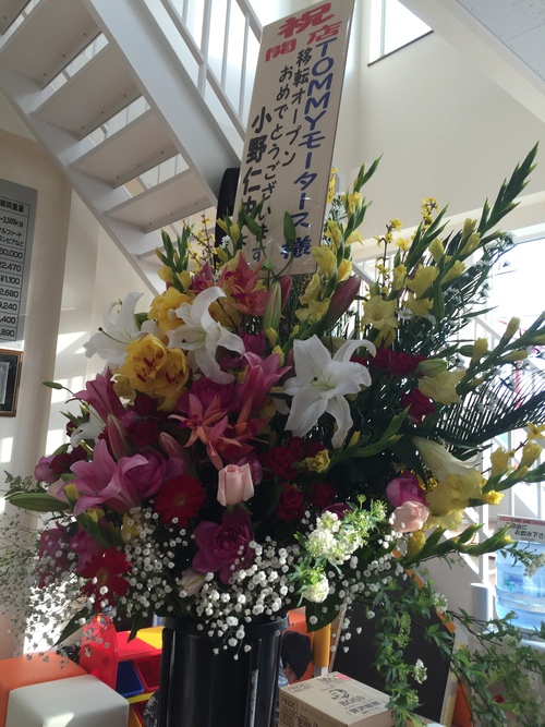 3月8日(火)新社屋にお引越ししました!٩( \'ω\' )و_b0127002_1745583.jpg
