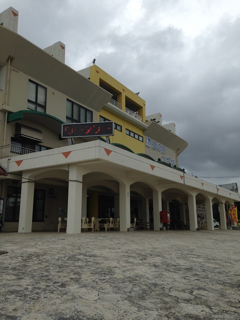 e0303726_2231549.jpg