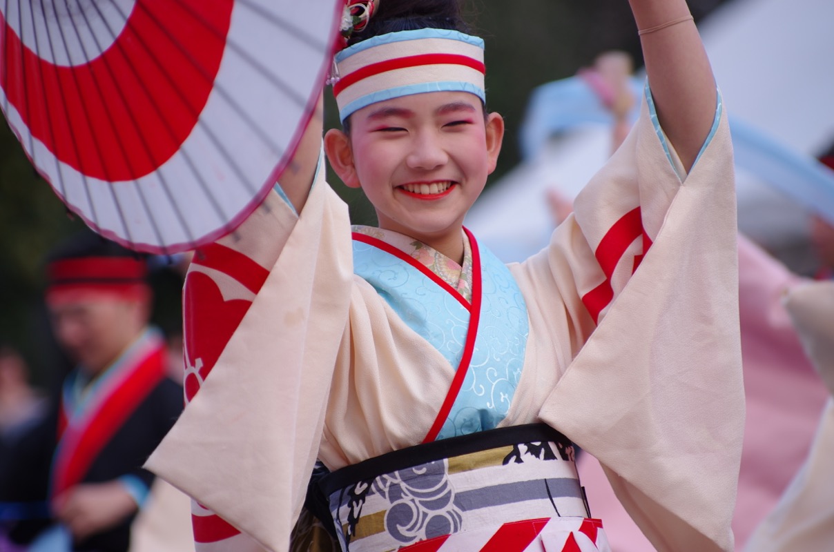 ２０１６土佐のおきゃくよさこい春の舞1日目その２（濱長　花神楽）_a0009554_1934054.jpg