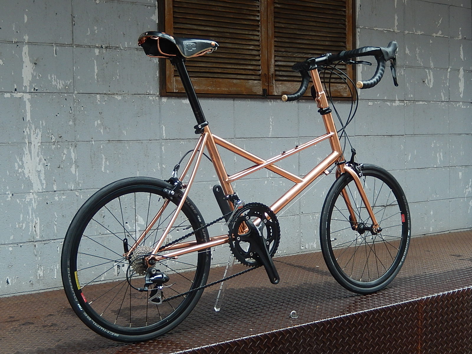 3月8日 渋谷 原宿 の自転車屋 FLAME bike前です_e0188759_13185948.jpg