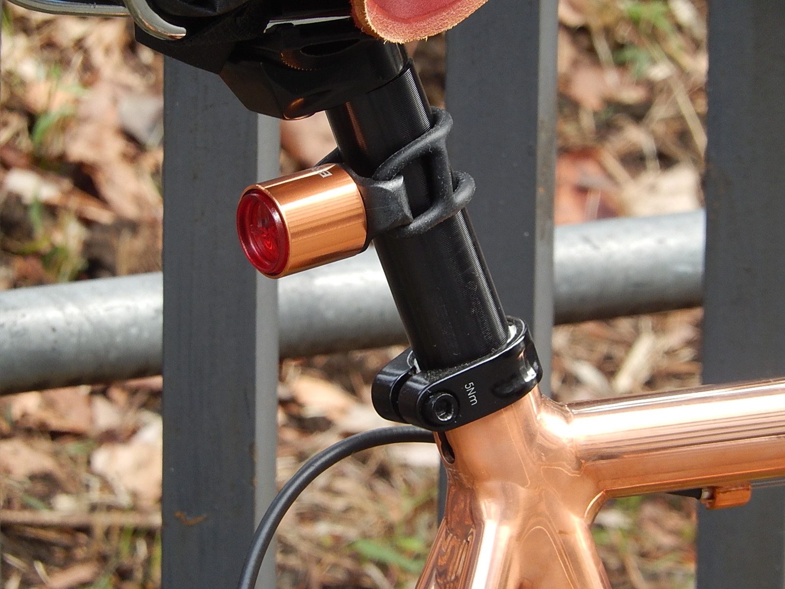 3月8日 渋谷 原宿 の自転車屋 FLAME bike前です_e0188759_1343424.jpg