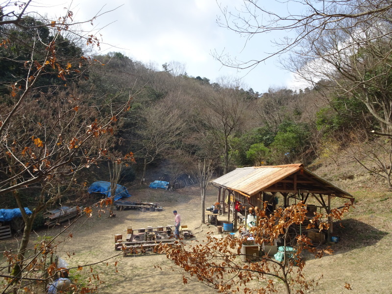 『バンブーハウス竹屋根葺き替え完成　＆　ヤマモモの道完成　祝賀会』・・・孝子の森 　　ｂｙ　　（TATE-misaki)_c0108460_22005706.jpg