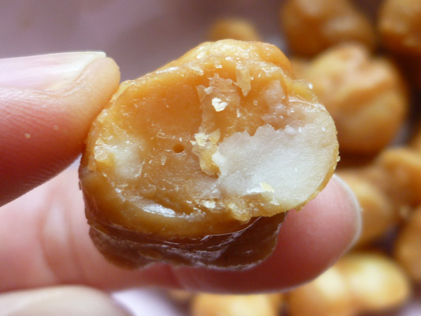 HAMAKUA Macadamia Nuts Glazed Honey Macs_c0152767_21335881.jpg