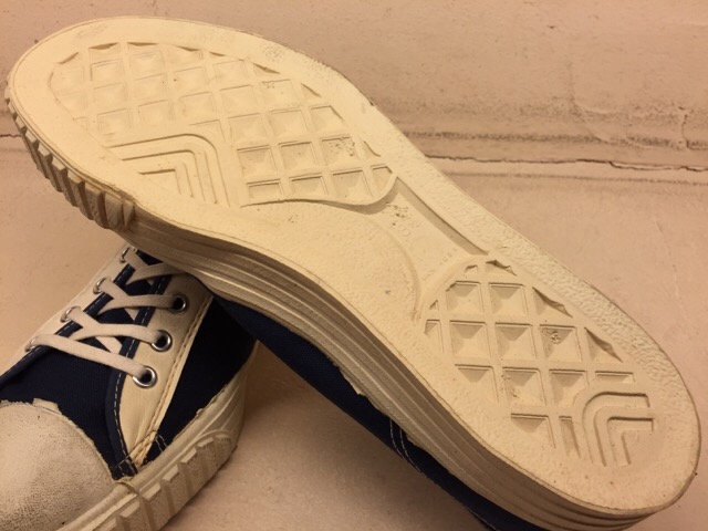 3月9日(水)大阪店ヴィンテージボトムス入荷!#5 Levi\'s&Leeデニム&DeadStockスニーカー編!!(大阪アメ村店)_c0078587_2454339.jpg