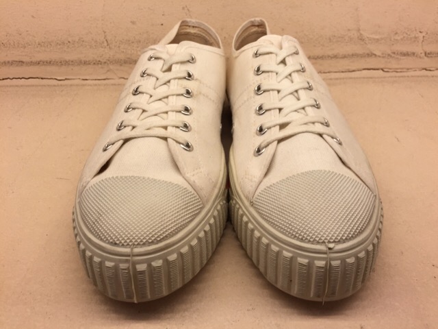 3月9日(水)大阪店ヴィンテージボトムス入荷!#5 Levi\'s&Leeデニム&DeadStockスニーカー編!!(大阪アメ村店)_c0078587_2474560.jpg