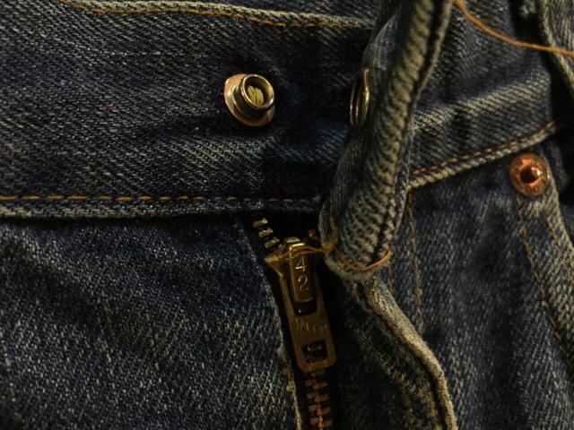 3月9日(水)大阪店ヴィンテージボトムス入荷!#5 Levi\'s&Leeデニム&DeadStockスニーカー編!!(大阪アメ村店)_c0078587_256120.jpg