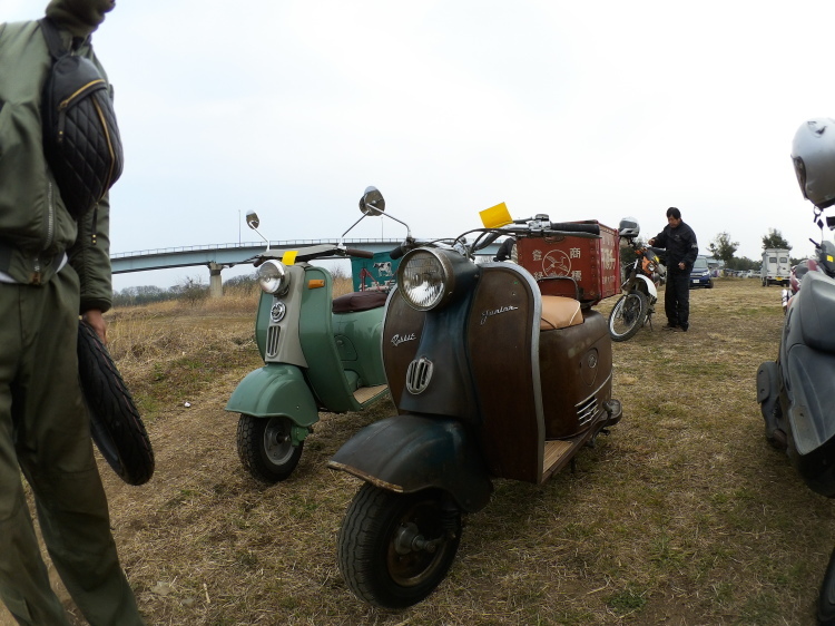 d0326610_03060764.jpg
