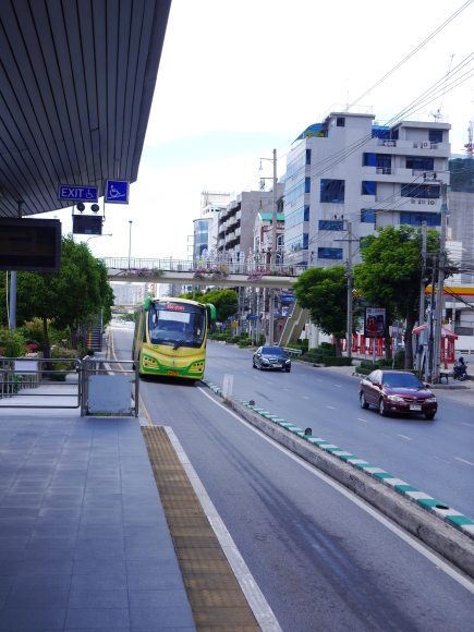 f0343001_21564105.jpg