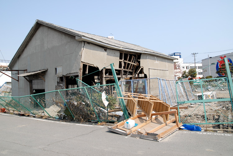 2011年3月25日の小名浜_d0102523_13281869.jpg